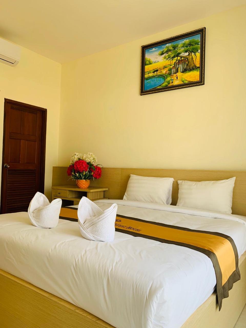 Vang Vieng Galaxy Hotel Exterior photo